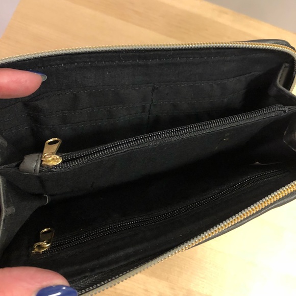 Super Cute Clutch / Wallet - Picture 3 of 3